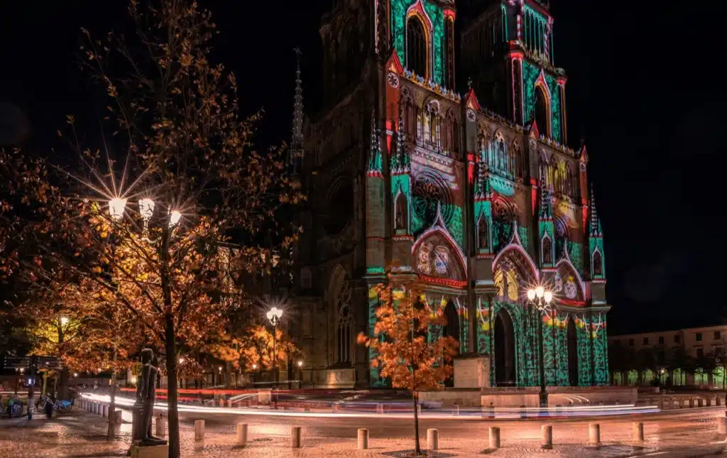 5 visites guidees insolites decouvrir orleans 1