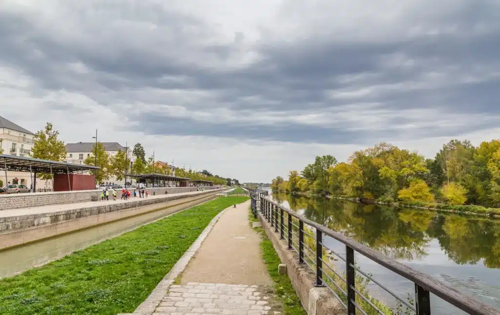escapade orleans balade fluviale ambiance village ligerien 2